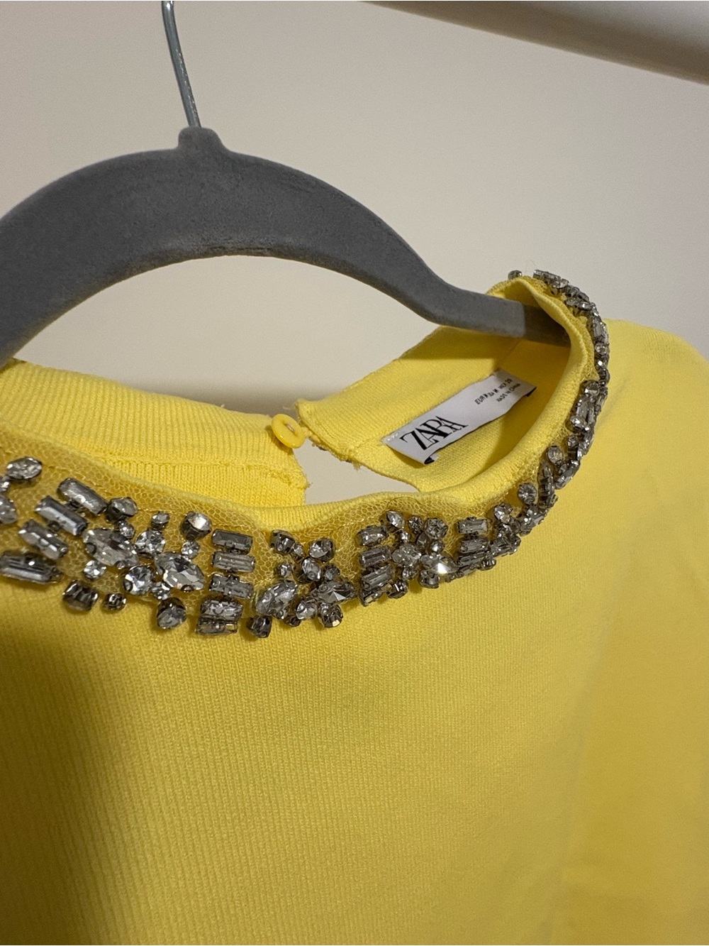 Zara Yellow Jeweled-Neck Cap Sleeve Crop Top - Picture 6 of 6